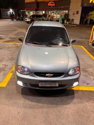 CHEVROLET CORSA 1.0 MPFI SEDAN 8V GASOLINA 4P MANUAL